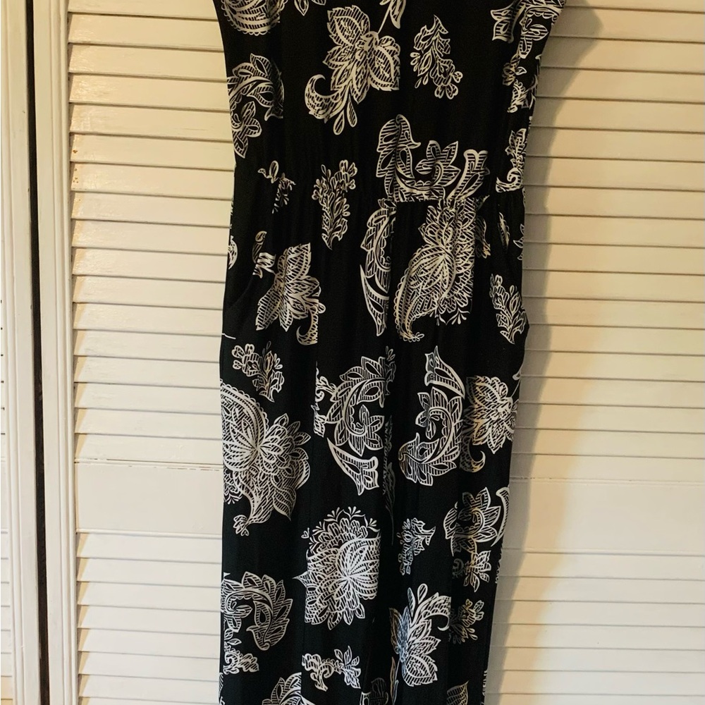 Black and White Floral Romper Size Small